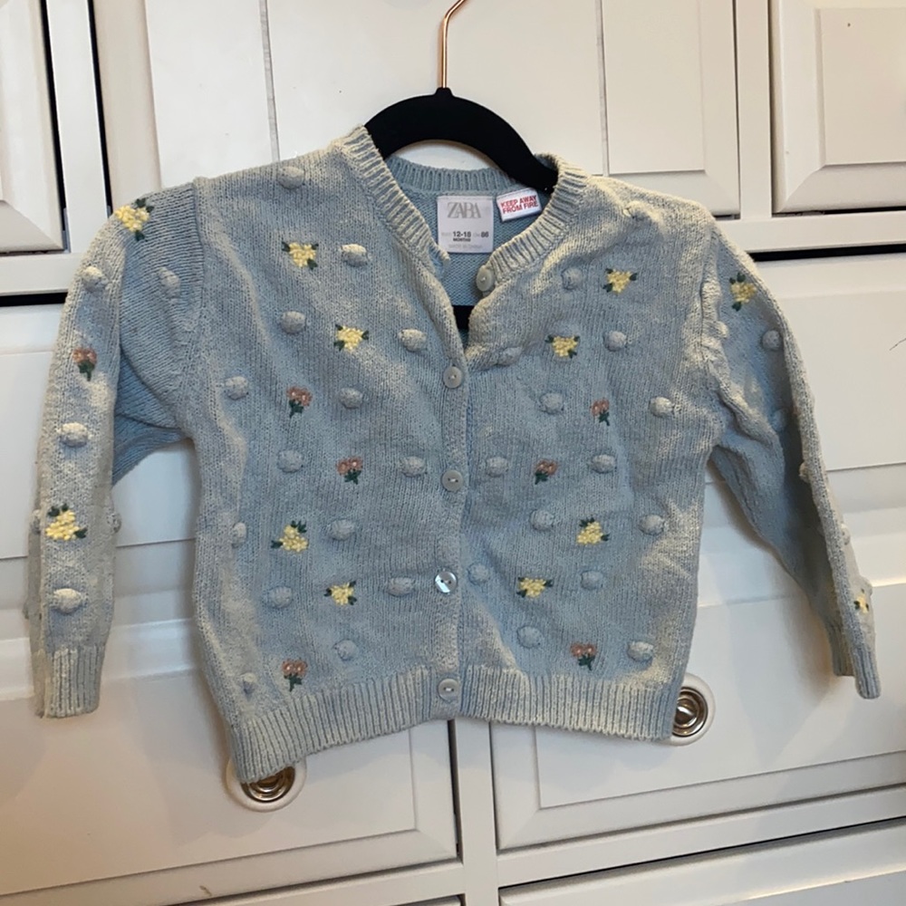 Girls Zara button up sweater with flowers